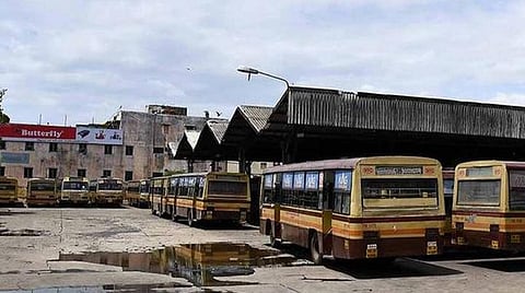 3 மாதங்களாக சம்பளம் பிடித்தம்: போக்குவரத்து தொழிலாளர்கள் அதிருப்தி