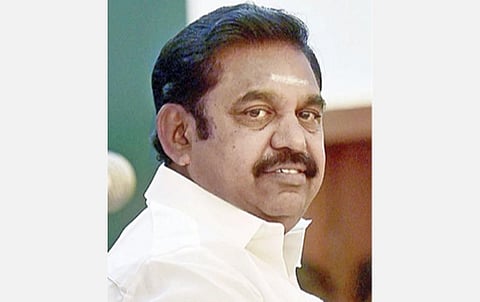 நெசவாளர்களின் வாழ்வாதாரத்தை உயர்த்த தூய பட்டு, பருத்தி, கைத்தறி ரகங்களை வாங்கி அணியுங்கள்: தேசிய கைத்தறி தினத்தில் மக்களுக்கு முதல்வர் பழனிசாமி வேண்டுகோள்