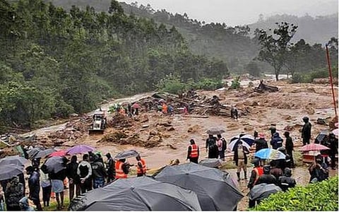 கேரள நிலச்சரிவு; உயிரிழந்தோர் எண்ணிக்கை 42 ஆக உயர்வு: தொடர்ந்து வெளுத்து வாங்கும் கனமழை