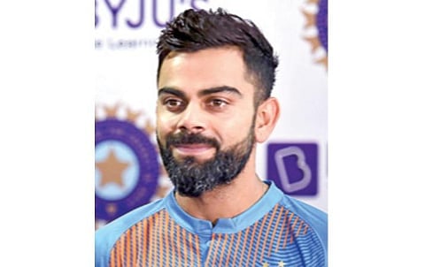 பிரபலமான கிரிக்கெட் வீரர்கள்: விராட் கோலிக்கு முதலிடம்