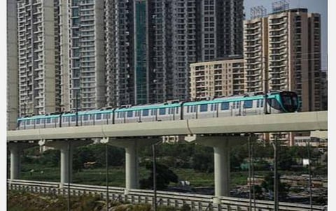 டெல்லி மெட்ரோவில் பயணிக்க கிரெடிட், டெபிட் கார்டு மட்டுமே ஏற்பு