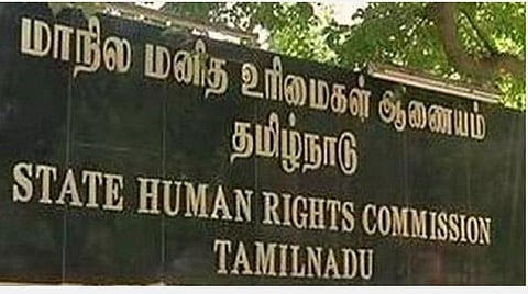 ஊராட்சித் தலைவர் கொடியேற்ற அனுமதி மறுப்பு; ஊரக வளர்ச்சித் துறை இயக்குநருக்கு மனித உரிமை ஆணையம் நோட்டீஸ்