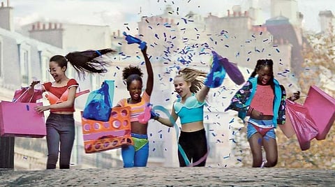 க்யூட்டீஸ் ட்ரெய்லரிலிருந்து