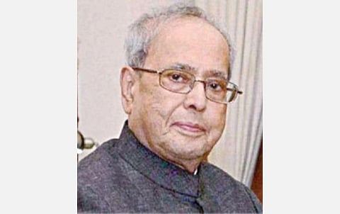 பிரணாப் உடல் நிலையில் முன்னேற்றமில்லை: டெல்லி ராணுவ மருத்துவமனை தகவல்