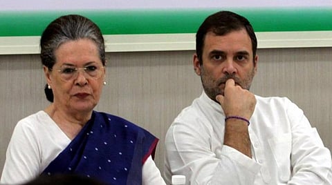 காங்கிரஸ் தலைவர் சோனியா காந்தி, எம்.பி. ராகுல் காந்தி: கோப்புப் படம்.