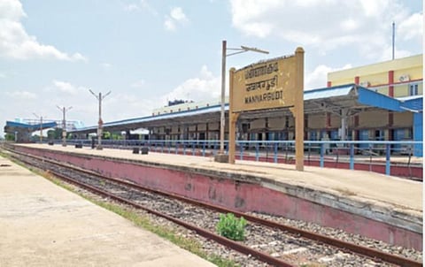 மன்னார்குடி ரயில் நிலையத்தில் சரக்கு போக்குவரத்து தொடங்க மத்திய அரசு அனுமதி: தொழில் வளர்ச்சிக்கு உதவும் என சமூக ஆர்வலர்கள் கருத்து