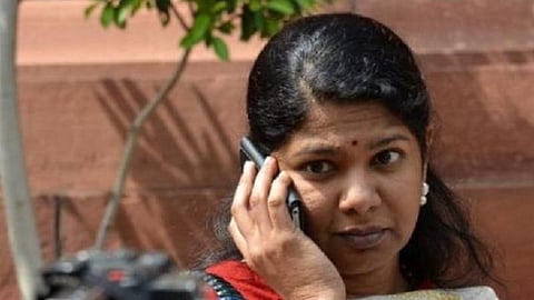 'கரோனா தடுப்புப் பணிகளைத் தேர்தல் பிரச்சாரமாகப் பயன்படுத்தும் அதிமுக': கனிமொழி எம்.பி குற்றச்சாட்டு