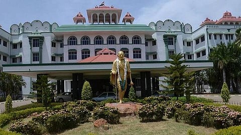 திருச்சி கீழ்கல்கண்டார் கோட்டையில் கழிவுநீர் சுத்திகரிப்பு நிலையம் அமைக்கத் தடையில்லை: உயர் நீதிமன்றம் உத்தரவு