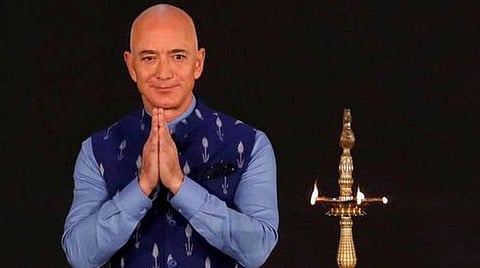 உலக வரலாற்றில் 200 பில்லியன் டாலர் சொத்து மதிப்புடைய முதல் நபரானார் அமேசான் நிறுவனர்