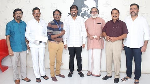 'சூரரைப் போற்று' வெளியீட்டு நிதி: திரைத்துறையினருக்கு ரூ.1.5 கோடி சூர்யா உதவி