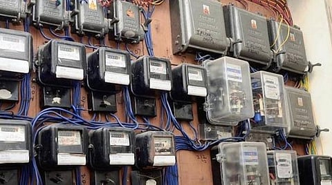 ரூ.50 ஆயிரத்துக்கும் மேல் நிலுவை வைத்தவர்கள் அதிகரிப்பு: புதுச்சேரியில் ரூ.108 கோடியை தொட்டது மின் கட்டண பாக்கி