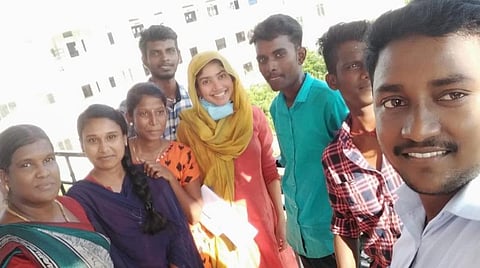 சாய் பல்லவியுடன் செல்பி எடுத்துக்கொண்ட சக தேர்வர்கள்