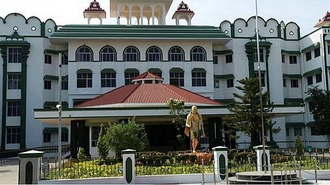 கயத்தாறு சுற்றுவட்டாரப் பகுதிகள் தொல்லியல் இடங்களாக அறிவிக்கப்படுமா?- 10 வாரத்தில் நடவடிக்கை எடுக்க உத்தரவு