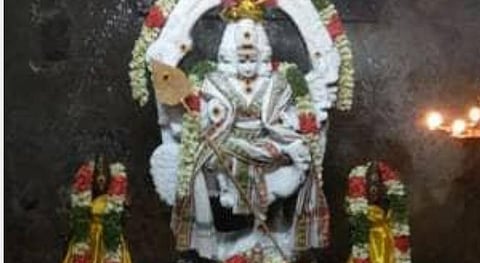 வேலவன் இருக்க வேதனைகள் இல்லை; சொந்தவீட்டில் அமரச்செய்வான் அழகன் முருகன்!