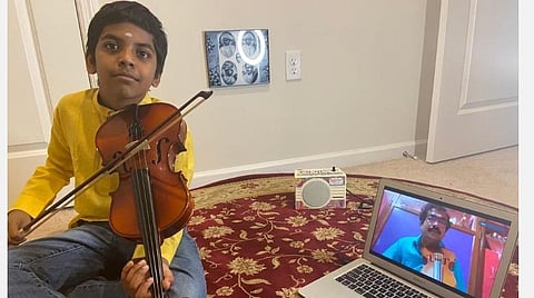 சிஷ்யன் கவிஷ் தினேஷ்.