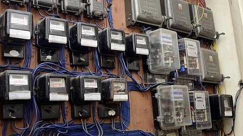 மின்கணக்கீட்டு பணியை குறித்த தேதிக்குள் முடிக்க வேண்டும்: கணக்கீட்டாளர்களுக்கு மின்வாரியம் அறிவுறுத்தல்