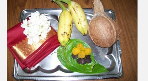 மகாளயபட்ச செவ்வாய்க்கிழமை; இறந்த பெண்களை வழிபடுங்கள்;வீட்டின் எல்லை தெய்வமாக காப்பார்கள்!