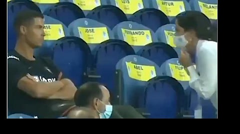 மாஸ்க் போட மறந்த ரொனால்டோ: வைரலான வீடியோ