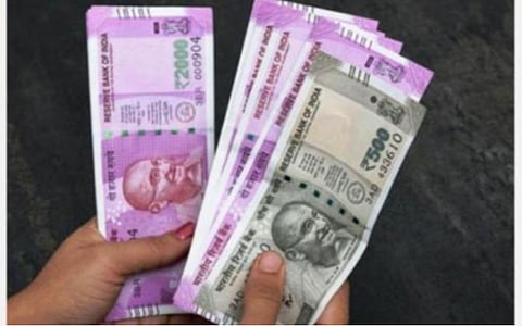 ஊதிய உயர்வை உடனடியாக வழங்க தூய்மை காவலர்கள் கோரிக்கை