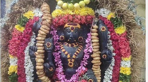 தேய்பிறை அஷ்டமியில் பைரவ வழிபாடு; பயம் போக்கும்; தடைகள் நீக்கும்; உயர்வைக் கொடுக்கும்