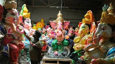 ராஜபாளையத்தில் கரைக்க முடியாமல் போன விநாயகர் சிலைகளை கரைக்க உயர் நீதிமன்றம் அனுமதி