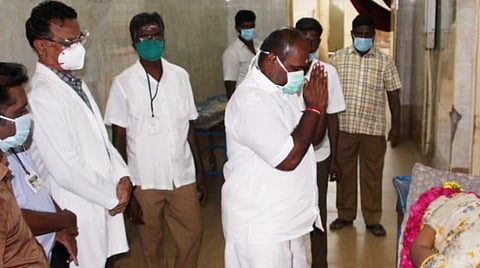 நீட் தேர்வில் முழு விலக்கு வேண்டும் என்ற உரிமைக் குரலை தமிழக அரசு எழுப்பி வருகிறது: அமைச்சர் உதயகுமார்