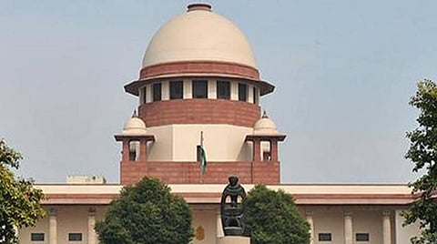 தொலைக்காட்சி ஊடகங்களில் ‘வெறித்தனமான’ விவாதங்கள்; சுயக் கட்டுப்பாடு தேவை: கவலையுடன் உச்ச நீதிமன்றம் கண்டிப்பு