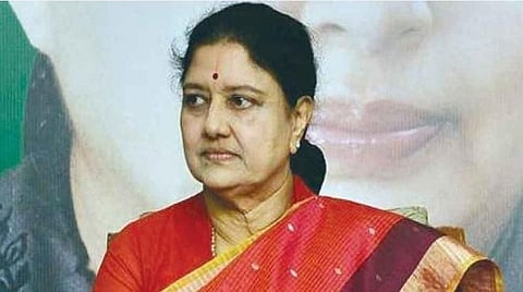 சசிகலாவுக்கு முன்னதாகவே வி.என்.சுதாகரனும் இளவரசியும் விடுதலை ஆகலாம்!- சசிகலா தரப்பு தகவல்