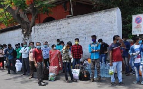 புலம் பெயர் தொழிலாளர்களுக்கு வேலை வாய்ப்பு திட்டம்: 116 மாவட்டங்களில் செயல்படுவதாக மத்திய அரசு தகவல்