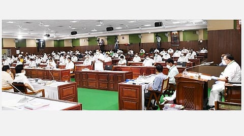 புதிய கல்விக் கொள்கை; வல்லுநர் குழு முடிவு வந்தவுடன் சாதக, பாதங்களை ஆராய்ந்து முடிவு: சட்டப்பேரவையில் முதல்வர் பழனிசாமி பதில்