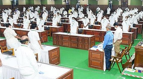 அண்ணா பல்கலைக்கழகம் இரண்டாக பிரிப்பு, திருமண பதிவு சட்டத்தில் திருத்தம் உட்பட சட்டப்பேரவையில் 18 மசோதாக்கள் நிறைவேற்றம்