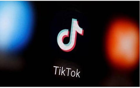 அமெரிக்காவில் டிக்-டாக் வீ-சாட் செயலிகளுக்கு தடை: நாளை முதல் அமலுக்கு வருகிறது