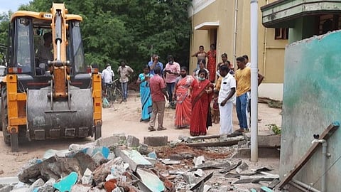 சிவகங்கை அருகே 42 ஆண்டுகள் கழித்து நெற்களம் மீட்பு: விவசாயிகள் மகிழ்ச்சி