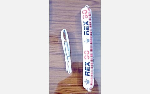 கூரியரில் வந்த வெடிபொருட்கள்.