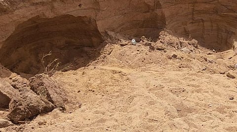 உயர் நீதிமன்றம் உத்தரவிட்டும் சிவகங்கை மாவட்டத்தில் தொடரும் மணல் கொள்ளை: சமூக ஆர்வலர்கள் அதிருப்தி