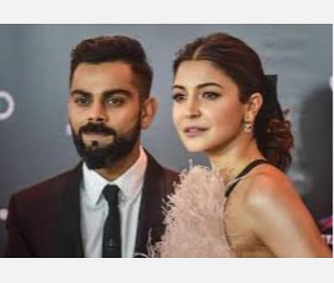 அனுஷ்கா ஷர்மா-கோலியின் அந்தரங்க வாழ்க்கையைக் குறிப்பிட்டு ‘மோசமான’ வர்ணனை : சர்ச்சையில் சுனில் கவாஸ்கர் , ட்விட்டர்வாசிகள் ஆத்திரம்