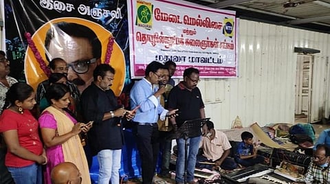மதுரையில் எஸ்பிபி-யின் பாடல்களைப் பாடி அஞ்சலி செலுத்திய பாடகர்கள்