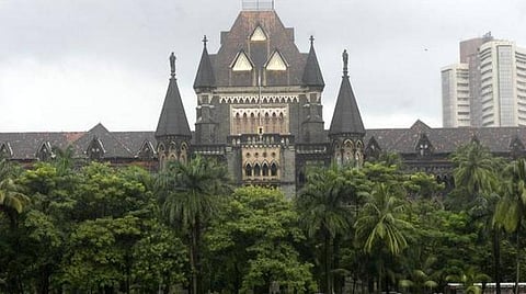 பாலியல் தொழில் சட்டப்படி குற்றம் அல்ல: மும்பை உயர் நீதிமன்றம் கருத்து