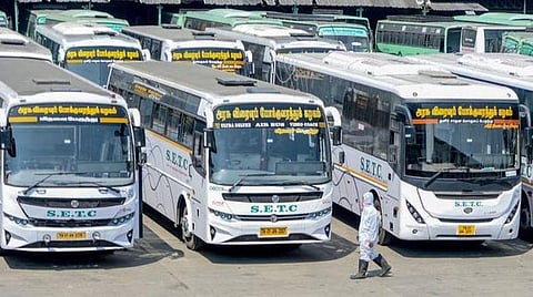 பயணிகள் வருகை அதிகரித்துள்ளதால் கூடுதலாக 200 அதிவிரைவு பேருந்துகள் இயக்க முடிவு