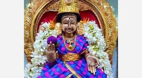 ரிஷப ராசி அன்பர்களே! அக்டோபர் மாத பலன்கள்; அவசரம் வேண்டாம்; எதிரியும் நண்பராவார்; திடீர் செலவு; உதவுவதில் கவனம் தேவை!