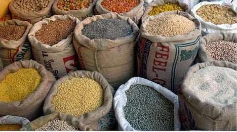 தமிழகம் உள்ளிட்ட மாநிலங்களில் 13.77 லட்சம் மெட்ரிக் டன்கள் தானியம், எண்ணெய் வித்து கொள்முதல்