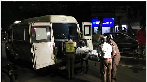 சென்னை நுங்கம்பாக்கம், தரமணியில் இருவேறு சாலை விபத்தில் 3 இளைஞர்கள் பலி