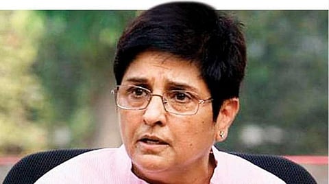 பார்களில் விதிமுறைகள் கடைபிடிக்கப்படுகிறதா? - திடீர் ஆய்வுக்கு கிரண்பேடி உத்தரவு