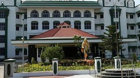 தமிழகத்தில் கிராம சபை கூட்டத்தை நடத்த உத்தரவிடக் கோரி உயர் நீதிமன்ற மதுரைக் கிளையில் முறையீடு; மனுவாகத் தாக்கல் செய்தால் விசாரிக்கலாம்- நீதிபதிகள்