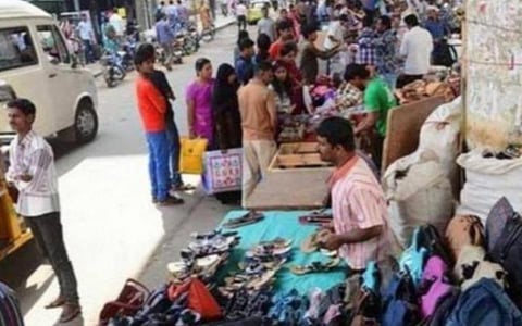 நடைபாதை வியாபாரிகள் நலத் திட்டம்; 7.85 லட்சத்துக்கும் மேற்பட்ட கடன்களுக்கு ஒப்புதல்