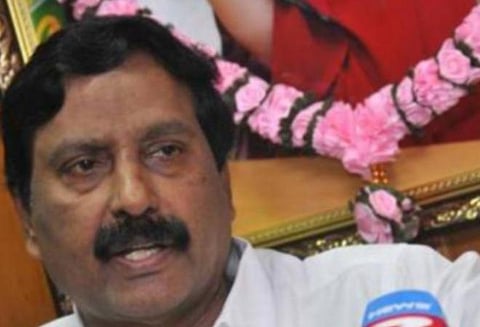 அதிமுக சட்டப்பேரவைக் கட்சித் தலைவர் அன்பழகன்