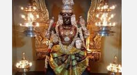 புரட்டாசி வெள்ளியில் மகாலக்ஷ்மியை கொண்டாடுவோம்!