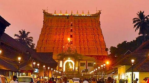 10 அர்ச்சகர்களுக்கு கரோனா தொற்று: பத்மநாபசாமி கோயிலில் தரிசனம் ரத்து