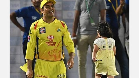 தோனியின் 5 வயது மகளுக்கு பாலியல் மிரட்டலால் அதிர்ச்சி