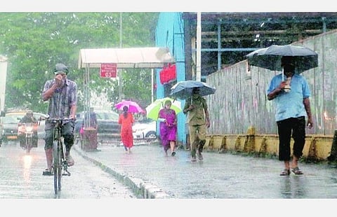 வங்கக்கடலில் மேலும் ஒரு காற்றழுத்தத் தாழ்வுப் பகுதி: வானிலை ஆய்வு மையம் தகவல்